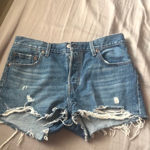 Women’s Levi Jean Shorts